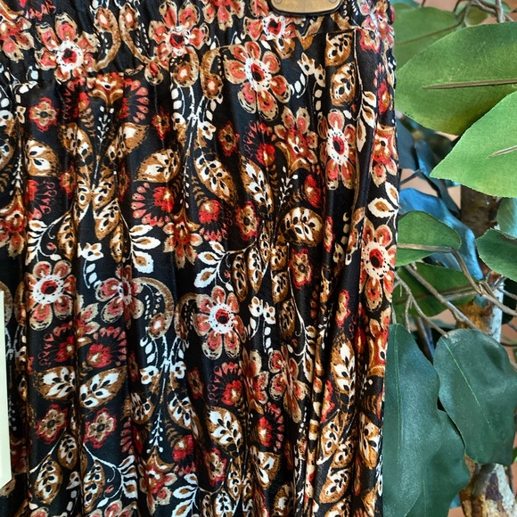 Max Studio | Zoey Pleat Midi Skirt, Sz L, Floral, NWT - Picture 2 of 11